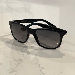 Ray-Ban Sunglasses *Model: RB4181*
